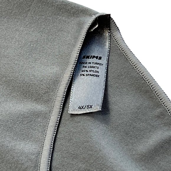 SKIMS Essential Scoop Neck Bodysuit NEW Smoke 4X/5X - Picture 9 of 11